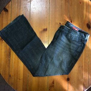 Express Eva Jeans